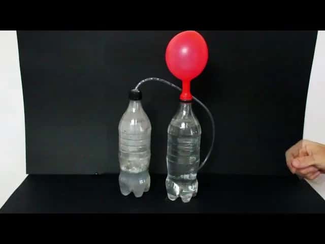 Czym napompować balony, żeby się unosiły? Poznaj najlepsze gazu