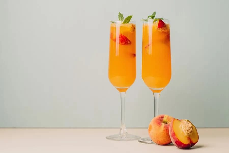 Jak przygotować idealny drink z prosecco i sokiem pomarańczowym?