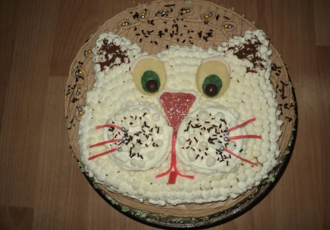 Jak zrobić tort kotek – prosty przepis i dekoracja krok po kroku