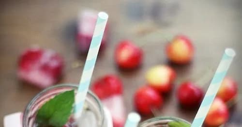 Najlepsze drinki w słoikach, które zachwycą Twoich gości na imprezie