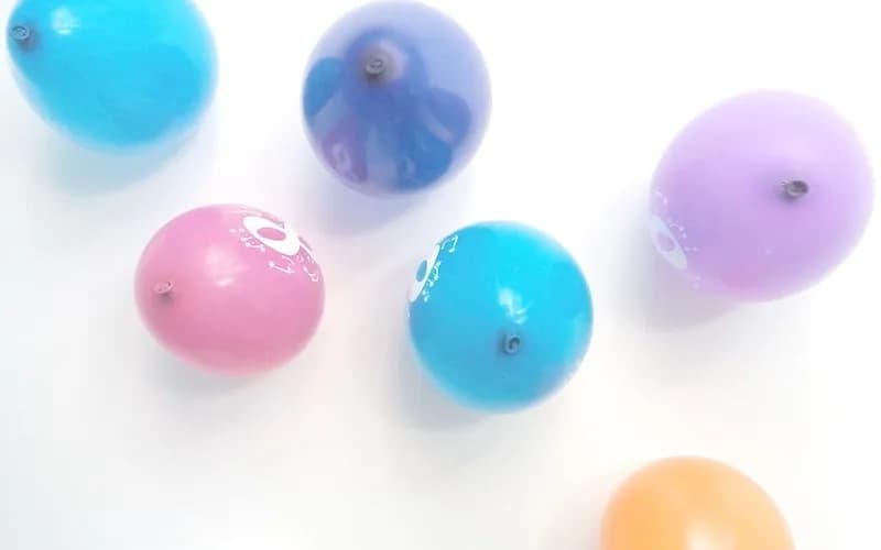 Jak zawiesić balony bez helu - proste metody na udaną dekorację