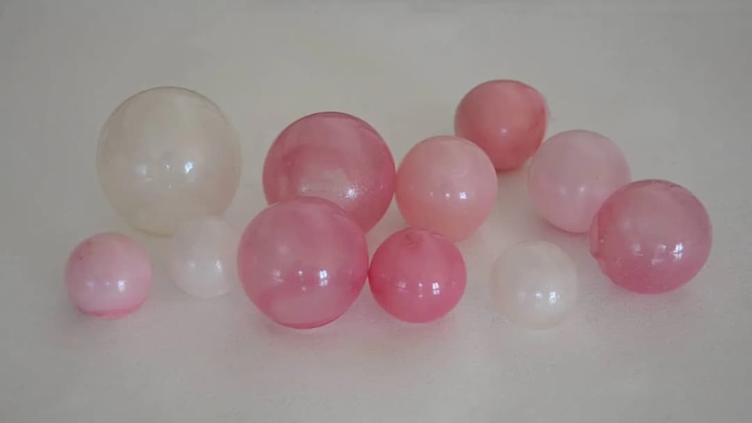 Jak zrobić balony z masy cukrowej, by zaskoczyć gości na imprezie