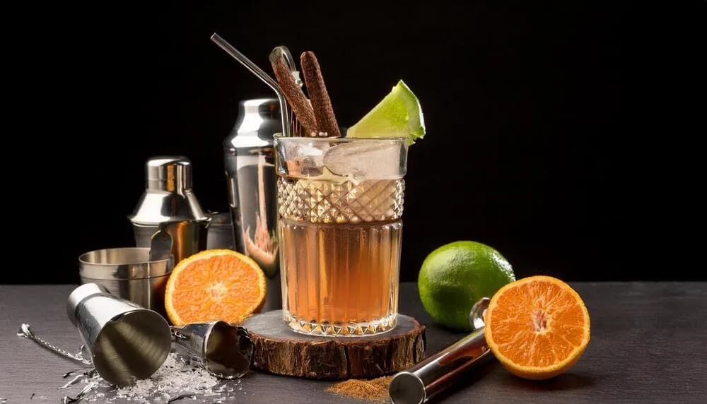 Najlepsze drinki z rumem ciemnym, które musisz spróbować dziś