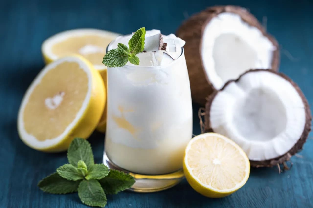 Jak przygotować pyszny drink kokosowy z wódką – prosta receptura