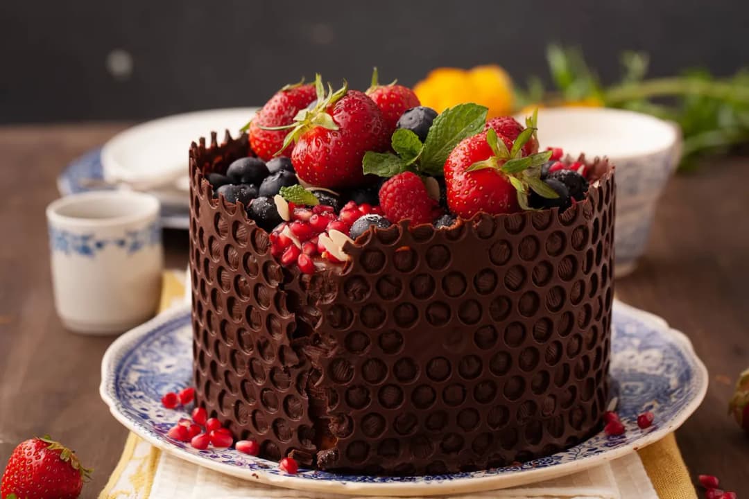 Jak zrobić plaster miodu na tort - prosta metoda na efektowną dekorację